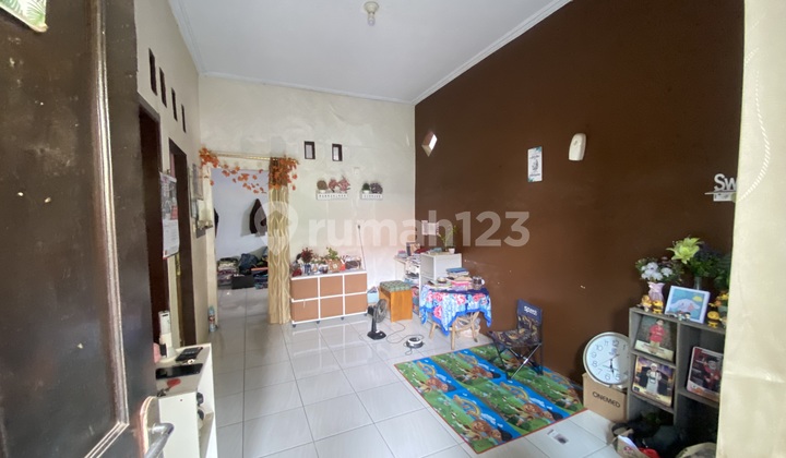 Lobunta Lestari House near the mosque and Perumnas culinary area. 2