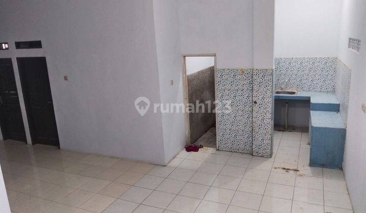 kamar mandi rumah shm di jl sentani