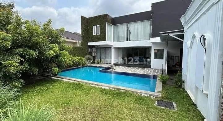 2 Lantai Furnished SHM di Rumah Mewah Plus Kolam Renang Majasem Cirebon, Cirebon 1