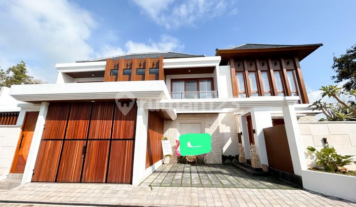 DIJUAL VILLA MEWAH ELEGAN KAWASAN KUTA SELATAN BADUNG BALI