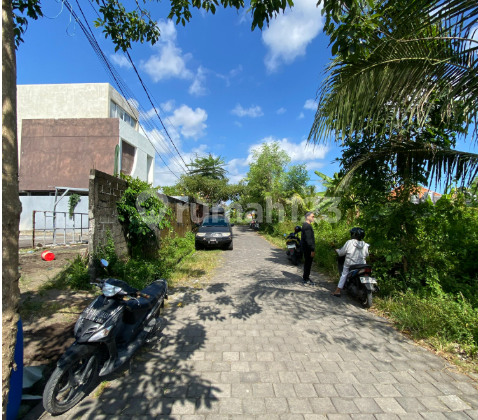 DISEWAKAN TANAH KOMERSIAL DAERAH CANGGU BADUNG BALI