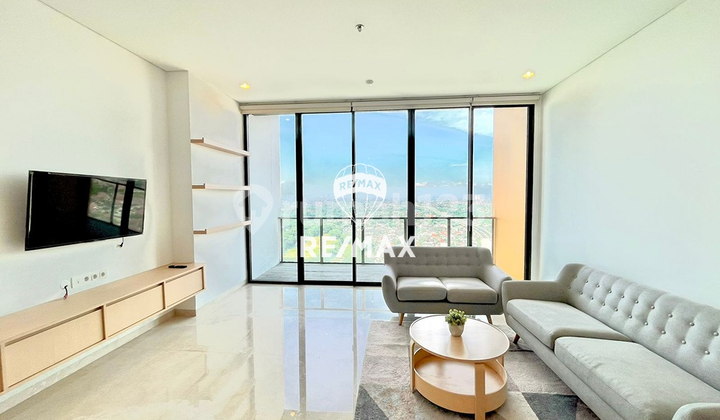 For Rent Izzara Simatupang Apartment - 3 Bedroom Private Lift, Lake View 2