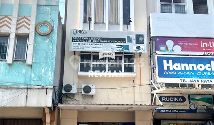 Dijual Ruko 3 Lantai di Boulevard Raya Gading Serpong - Lokasi Strategis & Ramai 1