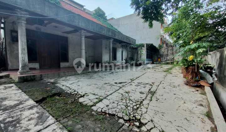 DISEWAKAN TANAH DAN BANGUNAN KOMERSIAL DI DAERAH KEBAYORAN BARU JAKARTA SELATAN