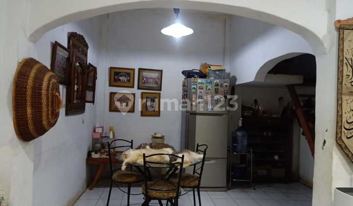 QUICK SALE MINIMALIST HOUSE IN EAST JAKARTA AREA QUICK SALE MINIMALIST HOUSE IN EAST JAKARTA AREA