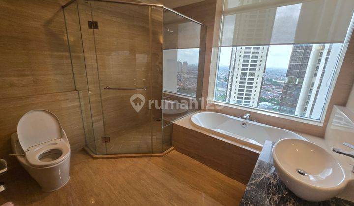 Apartemen Botanica Mewah Area Simprug Dekat Gandaria City 1