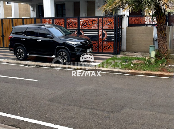 Dijual / Sewa Rumah Mewah 2 Lt Boulevard Kt 3+1 Lt 160 Citra Gran Cibubur Jakarta Timur