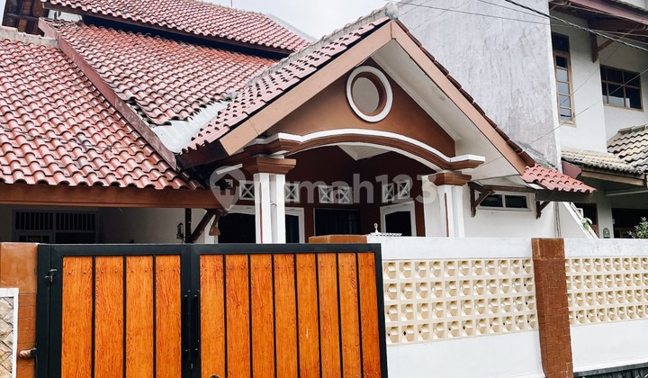 FOR SALE BEAUTIFUL HOUSE IN CIBINONG AREA BOGOR WEST JAVA 2