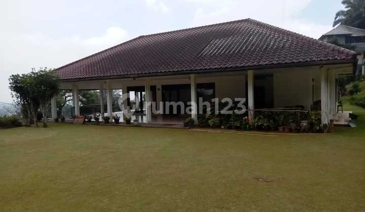 FOR SALE A BEAUTIFUL VILLA IN THE PUNCAK CISARUA AREA, BOGOR