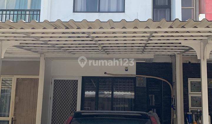 Dijual Rumah 2 Lantai Siap Huni Rapi Terawat Free Kanopi 1