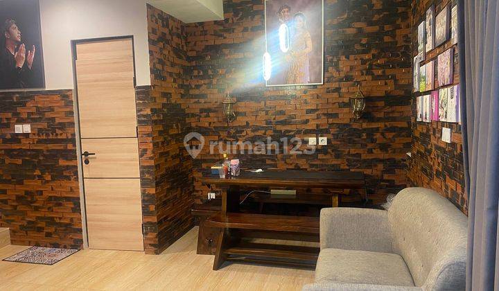 Dijual Rumah 2 Lantai Semifurnish di Lippo Village Karawaci 2