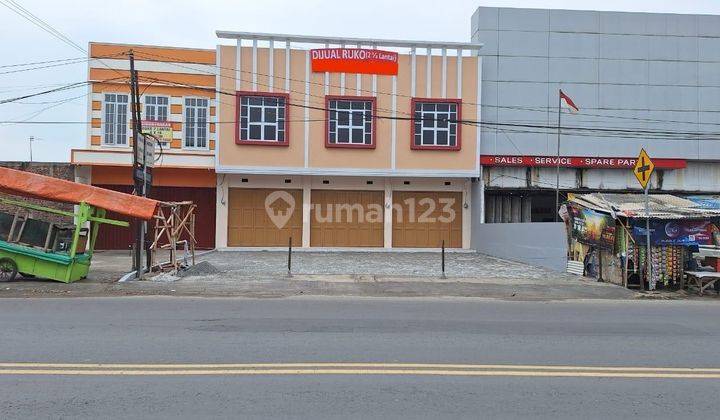 Dijual Ruko 2 Lantai Parkiran Luas Lokasi Pinggir Jalan Raya 1