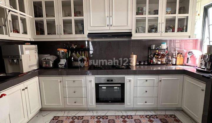 Dijual Rumah 3 Lt Double Decker Furnish Cantik Mewah di Lavon Cikupa 2
