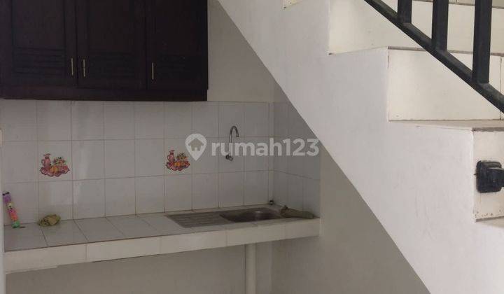 Dijual Cepat Rumah 2 Lantai Siap Huni Dekat Pasar Lama Tangerang 2