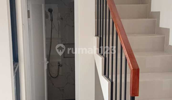Dijual Rumah Townhouse Jagakarsa 2