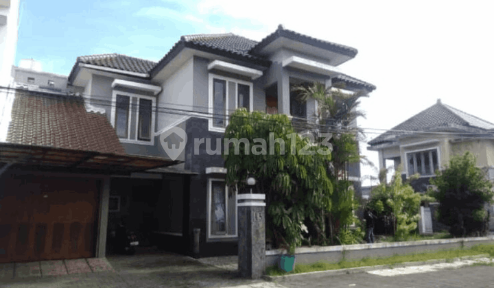 tampak depan rumah nyaman asri perum kemala