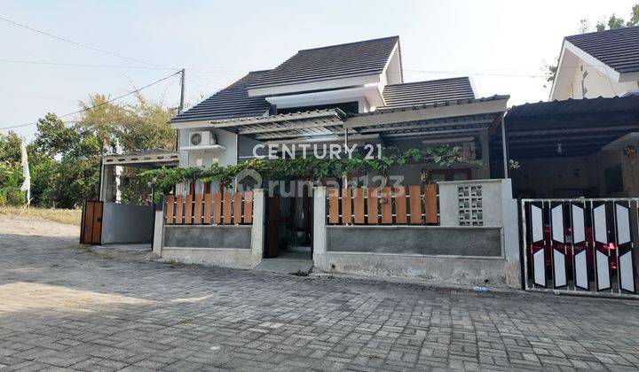 Rumah Dengan LT 134 M2 Semi Furnish Siap Huni Di Sedayu 1