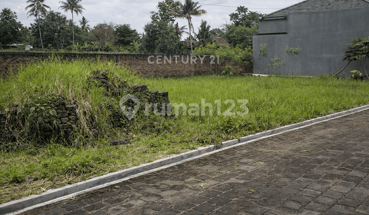 Tanah Dalam Cluster Ngaglik Dekat Uii Terpadu untuk Hunian