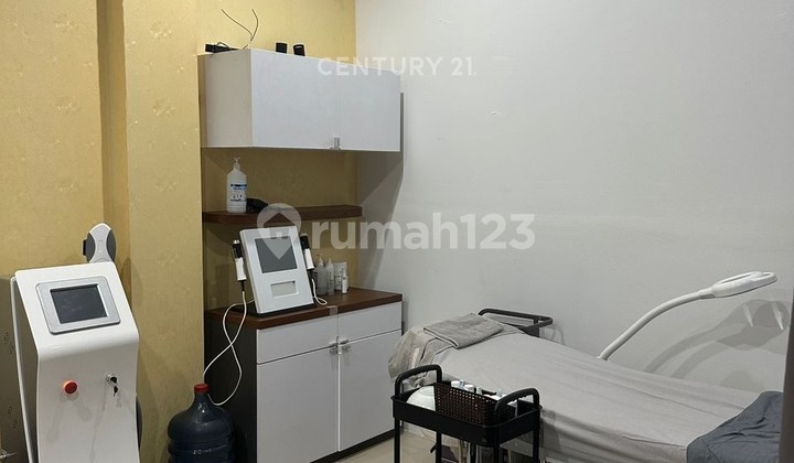 Beauty Shop in the Heart of Yogyakarta, Ideal for Business 2
