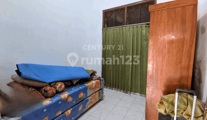 Rumah Luas di Dekat Budi Mulia 2 Cocok untuk Hunian Keluarga