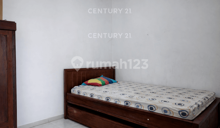 Rumah Pinggir Jalan Dekat Mirota Minomartani untuk Hunian 2