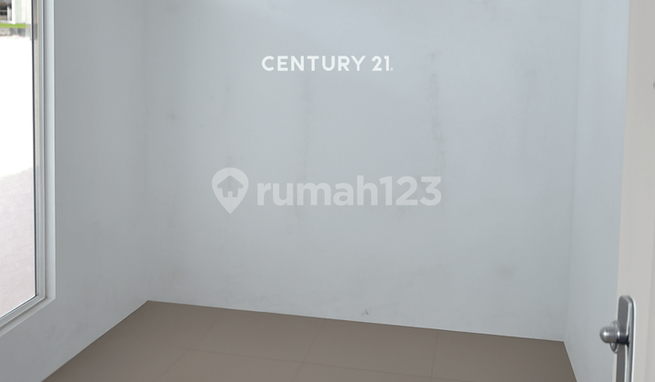 Ready-to-Occupy House 160M Near Prambanan Toll Exit