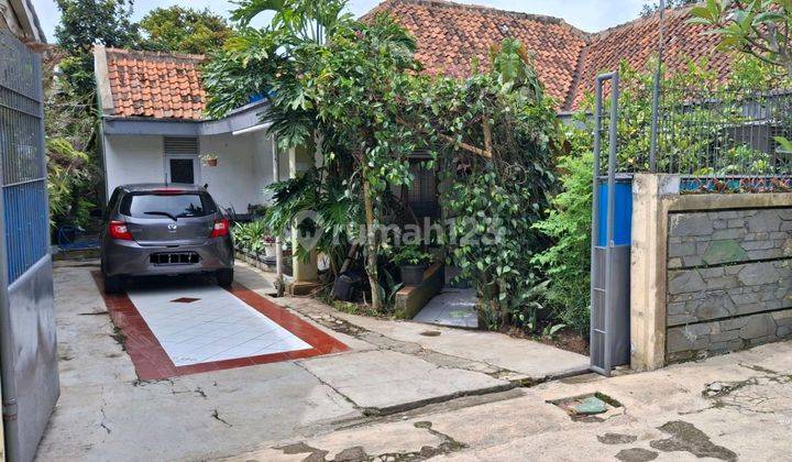 Dijual Rumah Asri Siap Huni Kolonel Masturi  Bandung  1