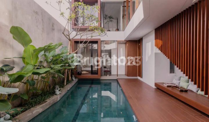 VILA DI CANGGU DEKAT KE FINNS BEACH VILA DI CANGGU DEKAT KE FINNS BEACH