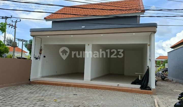 Ruko Strategis Batu Belig, Kerobokan - Siap Sewa Ruko Strategis Batu Belig, Kerobokan - Siap Sewa