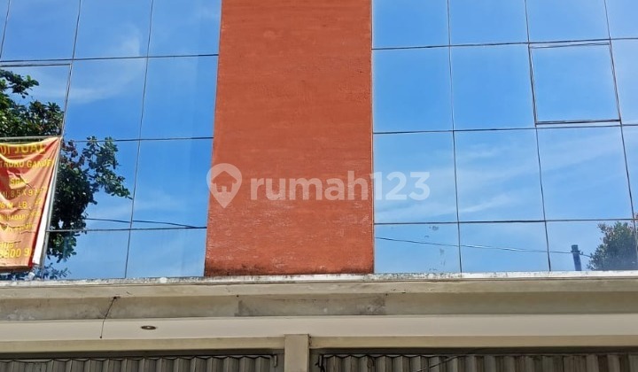 Adjacent Shophouse Strategic Location 2