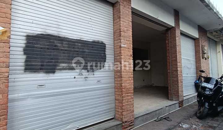 Toko Strategis di Popies, Kuta