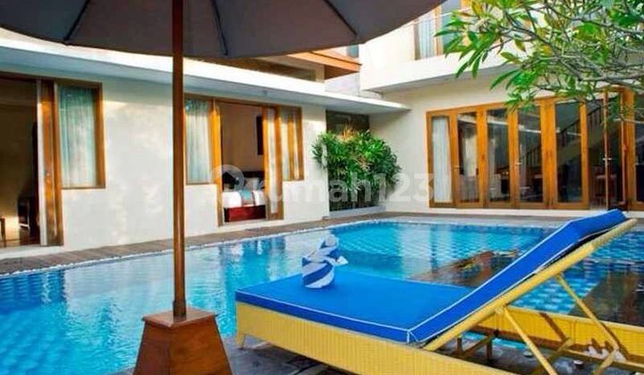 Villa Travis - 2 Unit Villa Mewah di Umalas Klecung