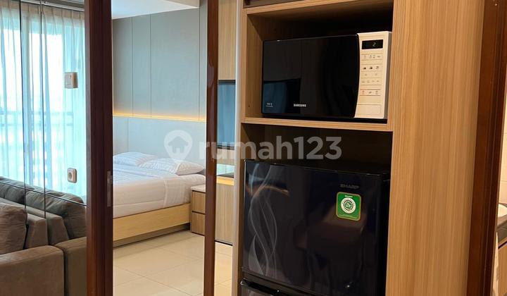 FOR SALE 1BR FULLY RENOVATED AND INTERIOR APARTMENT AT THAMRIN EXECUTIVE RESIDENCE 2