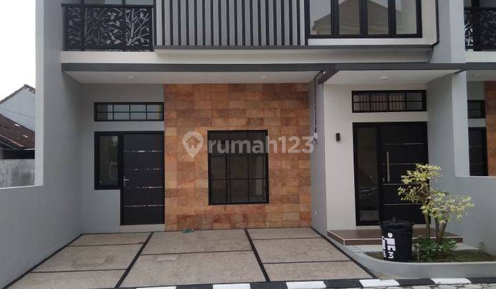 Siap Huni Rumah Baru Desain Modern Dekat Kadirojo Kalasan 1