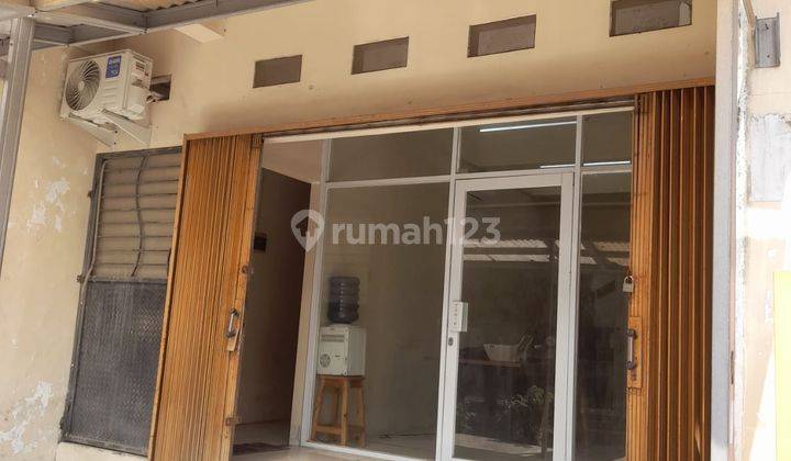 Ruko 2 Lantai Siap Huni di Perumahan Taman Alamanda, Kabupaten Bekasi 2