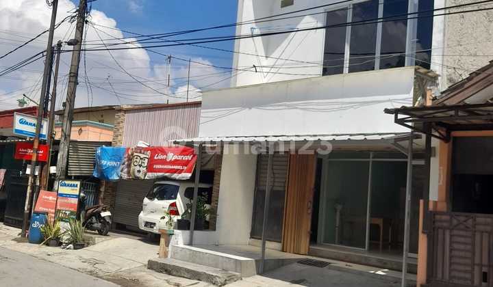 2-Story Shop House in Strategic Location at Taman Alamanda Housing, Bekasi 2