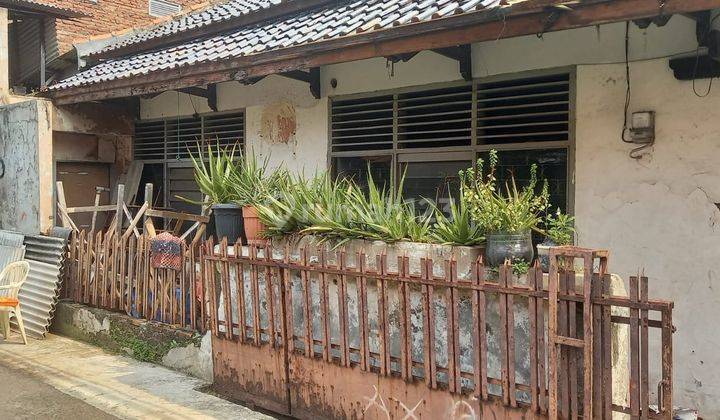 Rumah Lama Perlu Renovasi Cocok Untuk Rumah Tinggal Kost Kostan 2