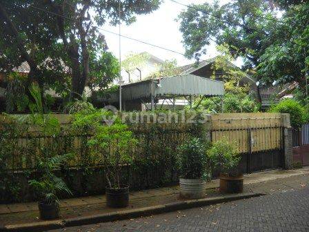 Rumah Rusak Hitung Tanah Area Prime Menteng Dekat Tugu Proklamasi 2