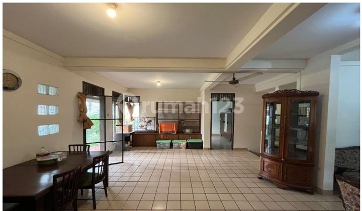 Rumah Siap Huni 2 Lantai Dengan Lingungan Aman, Nyaman , Tenang Asri 