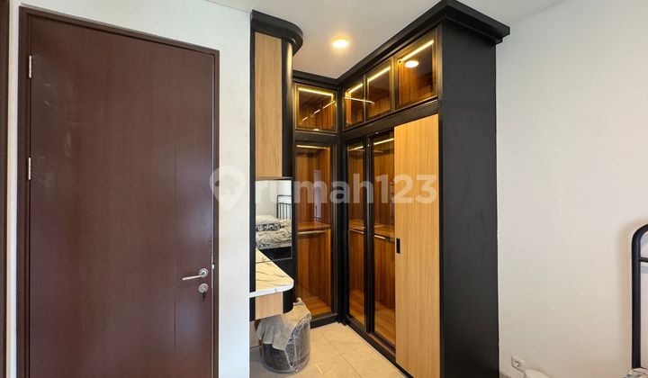 Rumah 2 Lantai Siap Huni Fully Furnished Dalam Perumahan dengan Fasilitas Lengkap