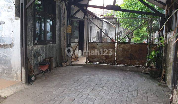 Rumah Lama Dalam Komplek Cocok Untuk Kost - Kostan. 2