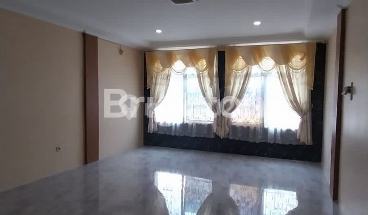 STRATEGIC SHOPHOUSE MEGA MALL PONTIANAK WEST KALIMANTAN 2