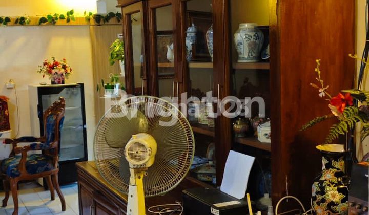 RUMAH FULLY FURNISHED PINGGIR JALAN RAYA DENGAN HALAMAN LUAS PONTIANAK 2