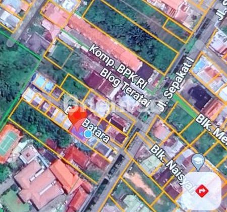 RUMAH DENGAN LOKASI STRATEGIS BERADA DI JALUR AYANI PONTIANAK 2