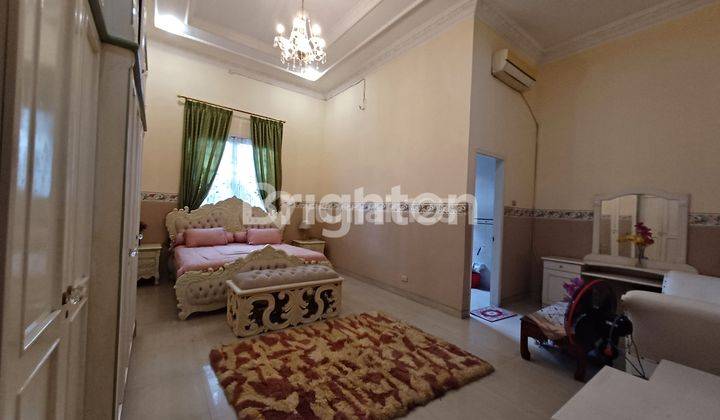 Rumah Mewah Full Furnished Siap Huni 2 Lantai di Duren Sawit Jakarta Timur 2