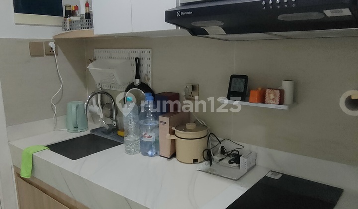 For Rent Avenue 88 Apartment, Good Condition, Fully Furnished, Darmo Permai