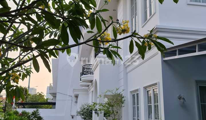 For Sale Luxurious Corner House in Puri Indah, Strategic Location with Indoor Swimming Pool.