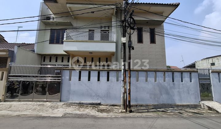 Dijual Rumah Johar Permai Karawang Barat Hoek Bebas Banjir Tol