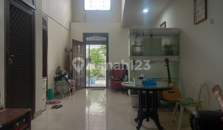 Dijual Cepat Rumah Termurah 2½ Lt Turun Harga Taman Semanan Njop