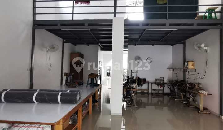 Dijual Murah Turun Harga Rumah Usaha Industri Taman Semanan Indah